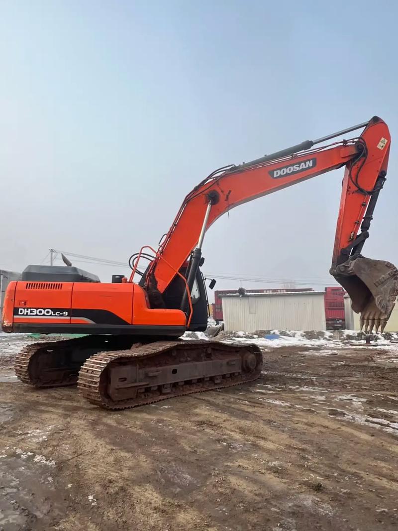 Used Doosan DX300 Excavator